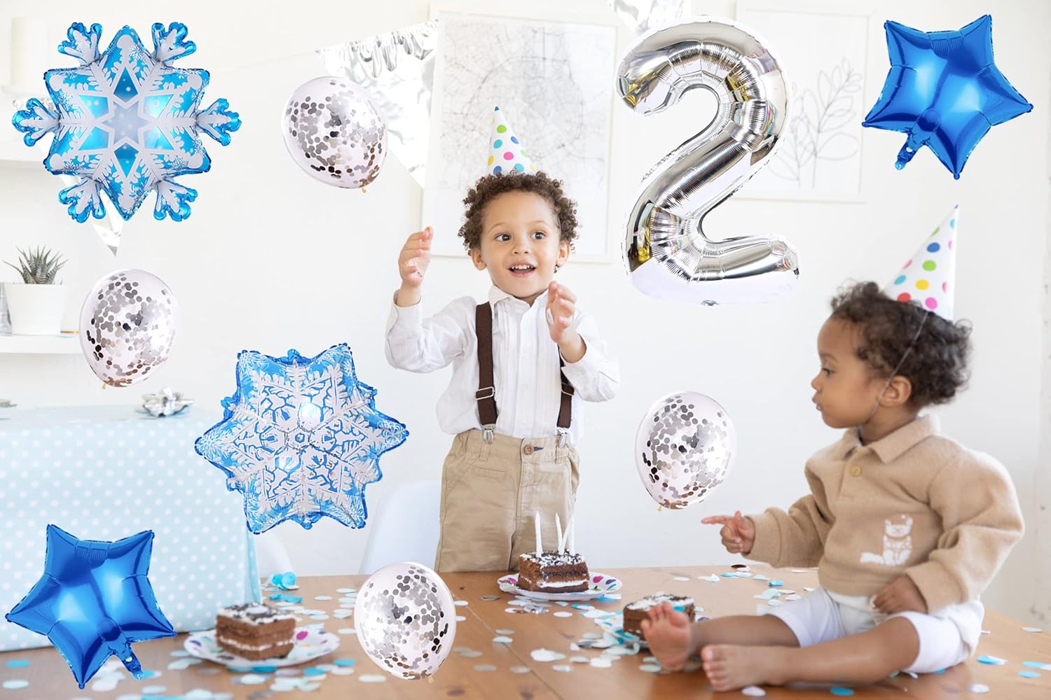 Lot de 2 ballons La Reine des Neiges flocons de neige en aluminium et latex – Image 4