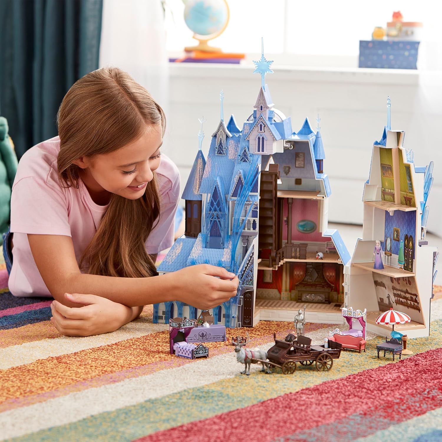 Château d'Arendelle lumineux Disney avec figurines La Reine des Neiges – Image 2