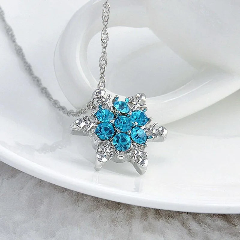 Collier flocon Elsa Reine des Neiges