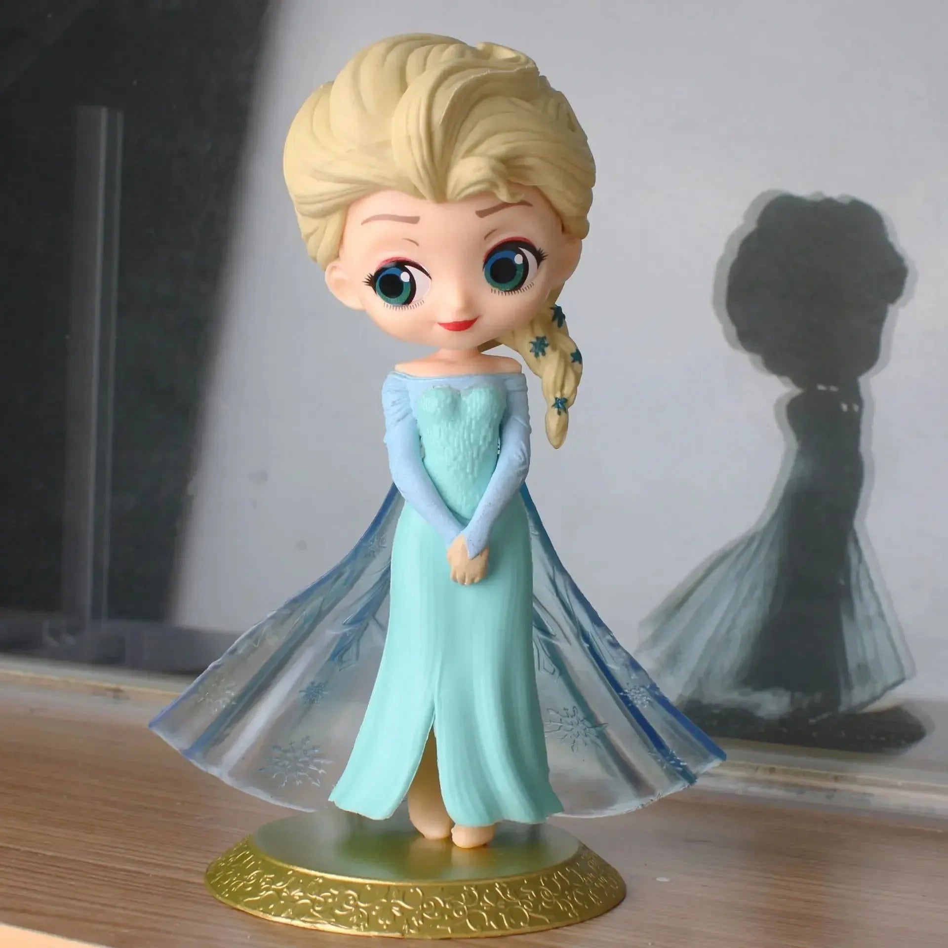 Figurine Elsa La Reine des Neiges – Image 2