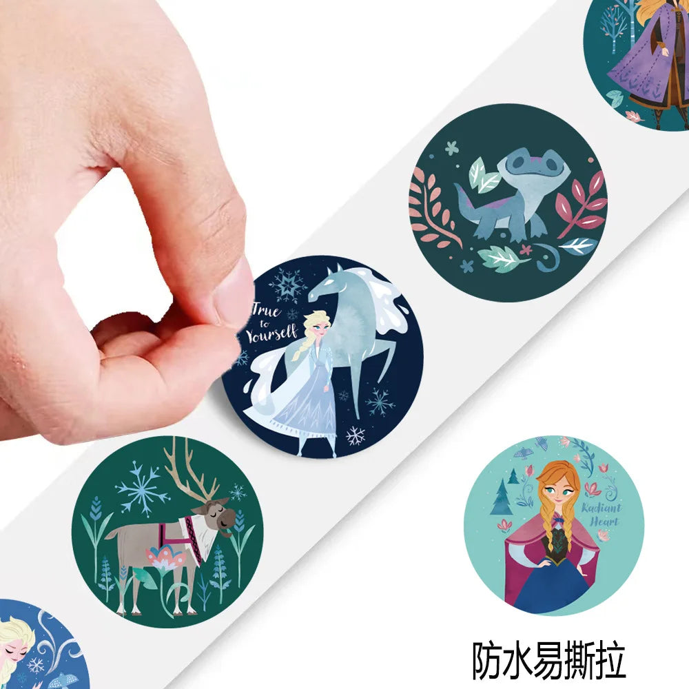 Rouleau de 500 stickers esthétiques Reine des Neiges – Image 3